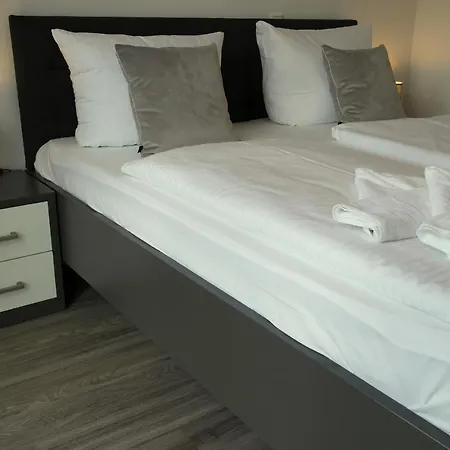Apartment Im Kiefernhain Haus 6 WG 4 Zirchow